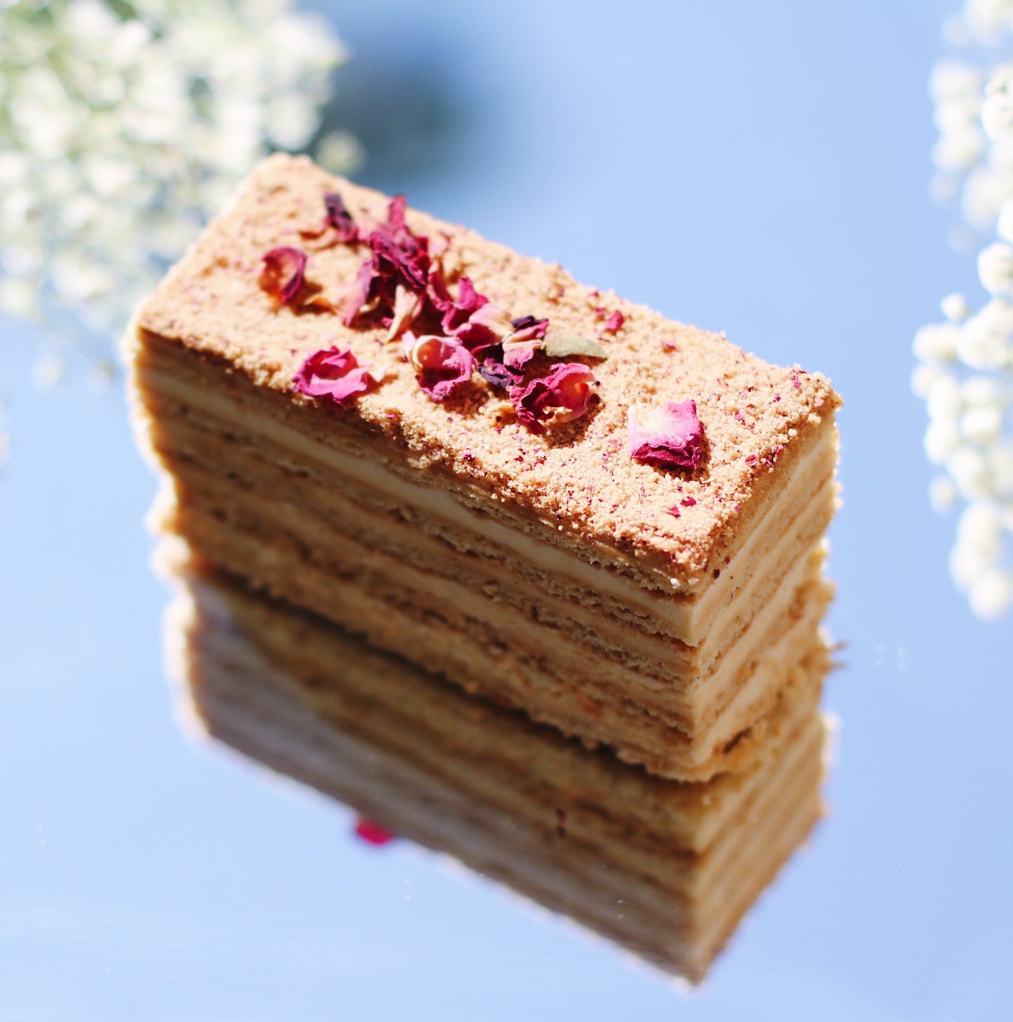 INDIVIDUAL LAYERED CAKES