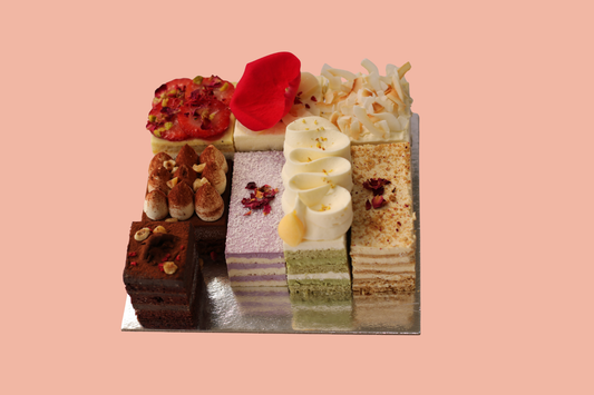 SIGNATURE TASTER BOX